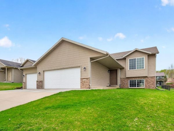 3639 Kenosha Drive NW, Rochester, MN 55901