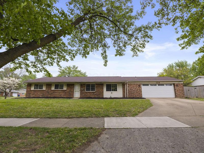 754 Pointview Drive, Westerville, OH 43081 Photo 2