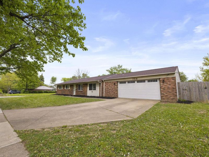 754 Pointview Drive, Westerville, OH 43081 Photo 46