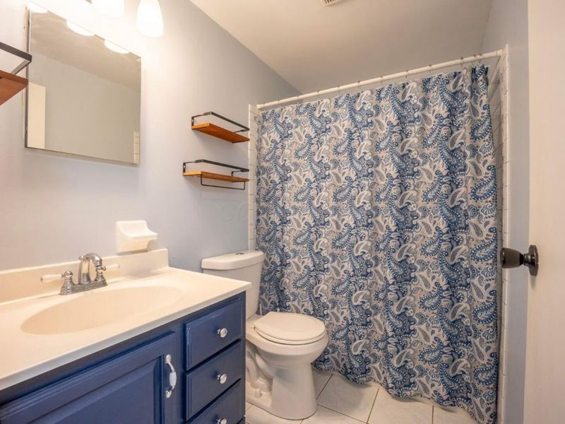 5657 Holyoke Lane, Columbus, OH 43231 Photo 15