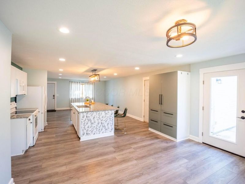 5657 Holyoke Lane, Columbus, OH 43231 Photo 5