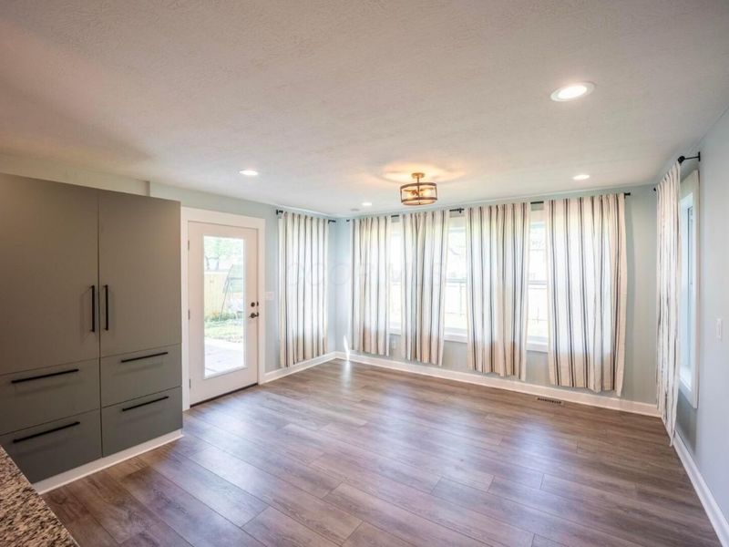 5657 Holyoke Lane, Columbus, OH 43231 Photo 8