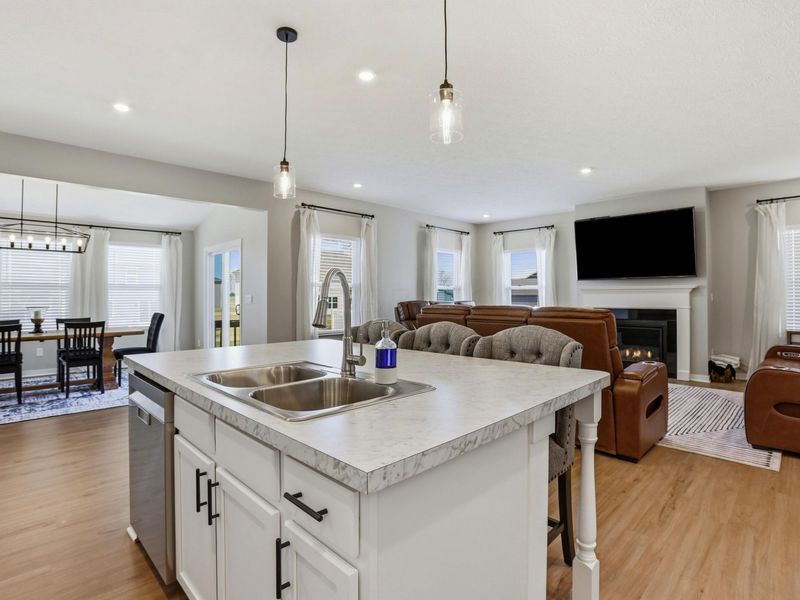 27 Hemingway Avenue, Ashville, OH 43103 Photo 10