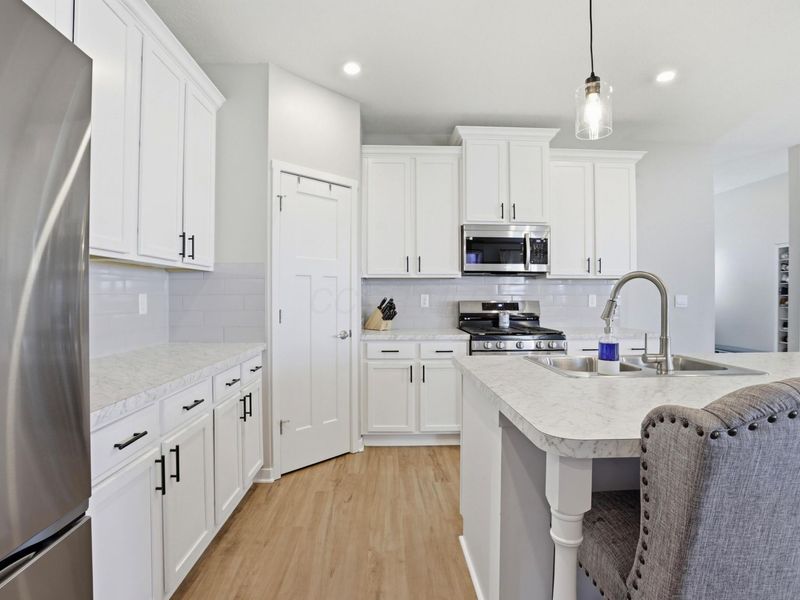 27 Hemingway Avenue, Ashville, OH 43103 Photo 13