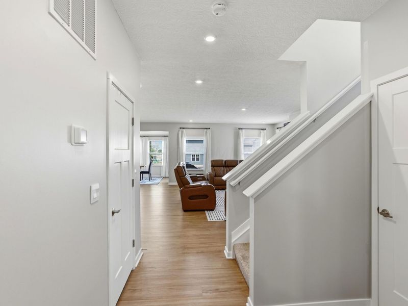 27 Hemingway Avenue, Ashville, OH 43103 Photo 4