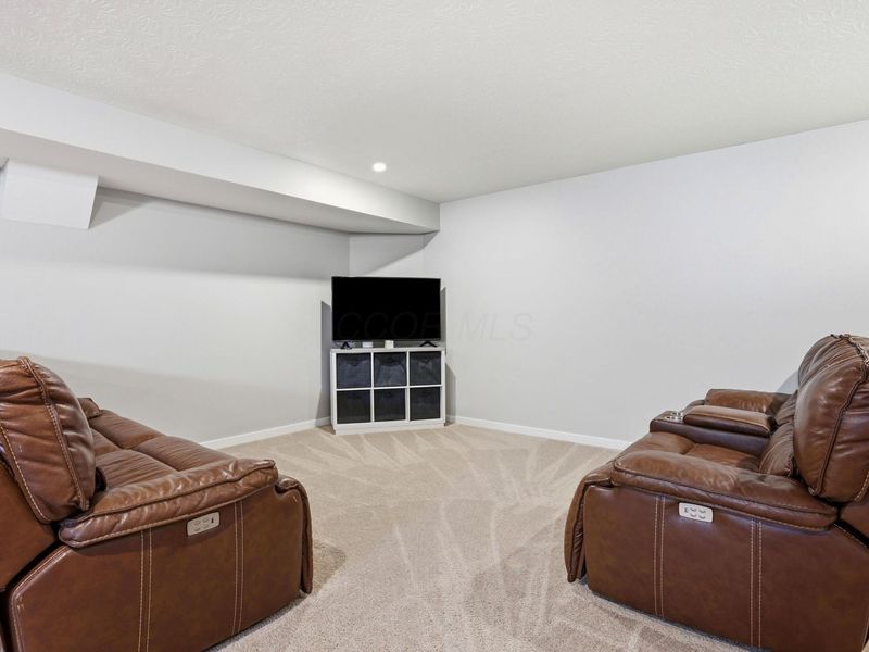 27 Hemingway Avenue, Ashville, OH 43103 Photo 42