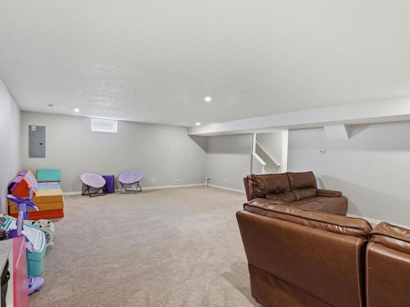 27 Hemingway Avenue, Ashville, OH 43103 Photo 43