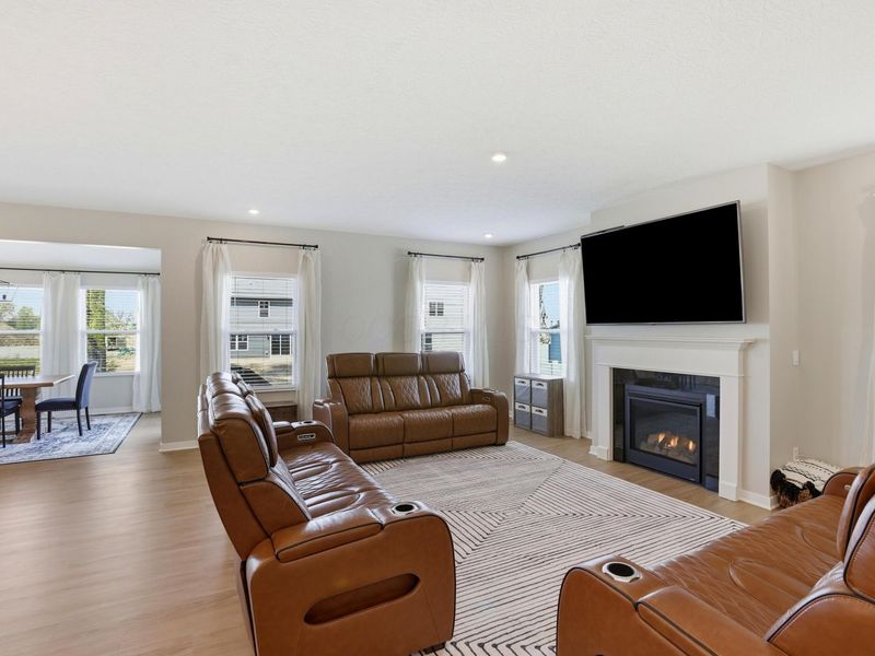 27 Hemingway Avenue, Ashville, OH 43103 Photo 6