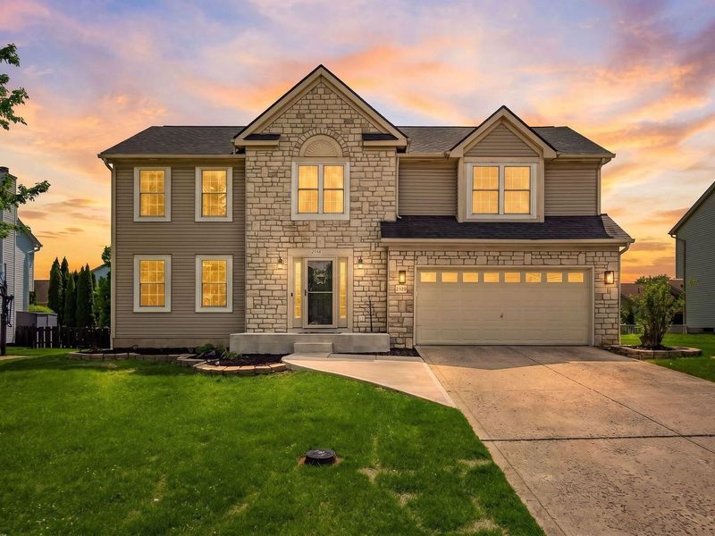 2298 Maxwell Avenue , Lewis Center, OH 43035 Photo 2