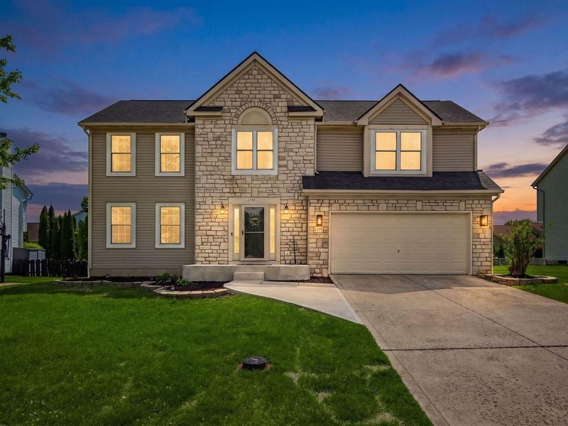 2298 Maxwell Avenue , Lewis Center, OH 43035 Photo 3