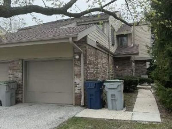 2544 W Parnell AVENUE, Milwaukee, WI 53221