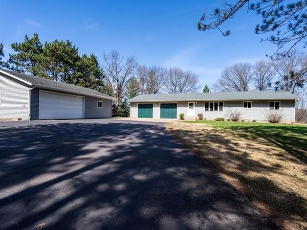 4437 Old Wells Road, Eau Claire, WI 54703