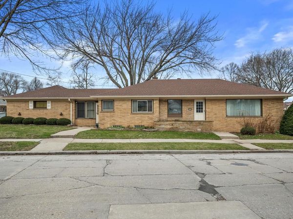 6900 W Melvina STREET, Milwaukee, WI 53216