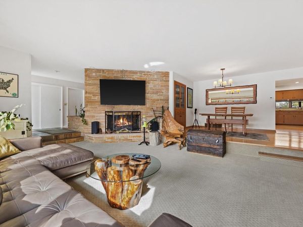 9432 W Garden COURT, Hales Corners, WI 53130