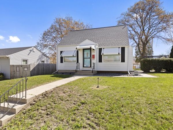 3254 S 35th STREET, Milwaukee, WI 53215