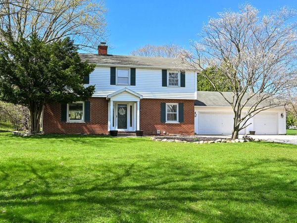 W278N1973 Lakeview DRIVE, Pewaukee, WI 53072