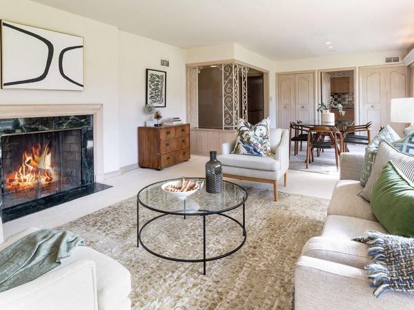 8293 N Gray Log LANE, Fox Point, WI 53217