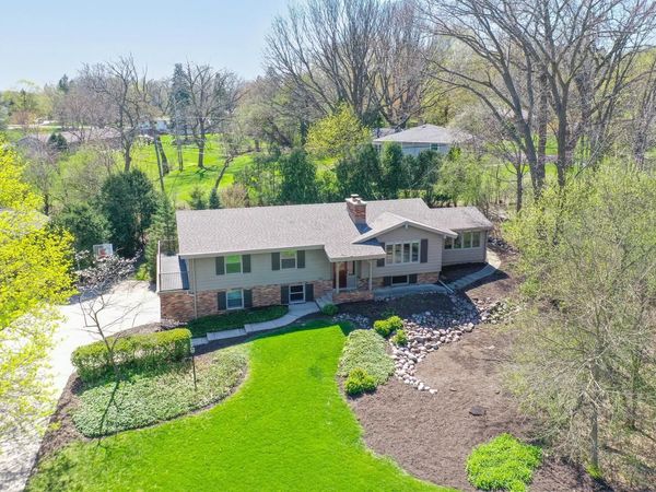 1565 Green Valley BOULEVARD, Brookfield, WI 53045