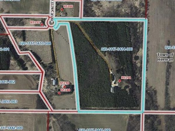 N5194 Blue Valley ROAD, Hartford, WI 53027