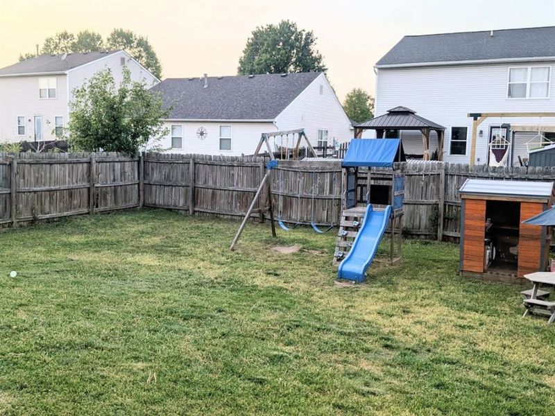 944 Marcia Drive, Trenton, OH 45067 Photo 4