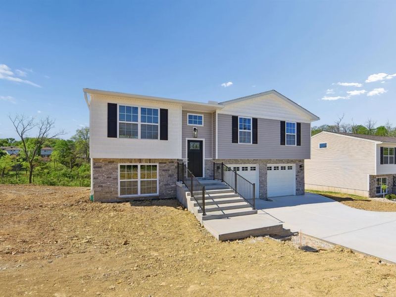 1115 Compton Road, Springfield Twp., OH 45231 Photo 3