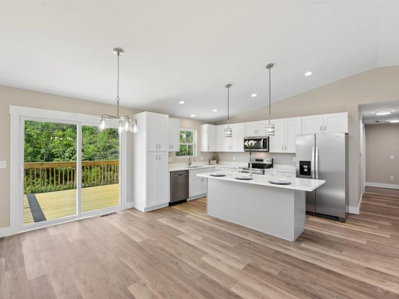 1115 Compton Road, Springfield Twp., OH 45231 Photo 9