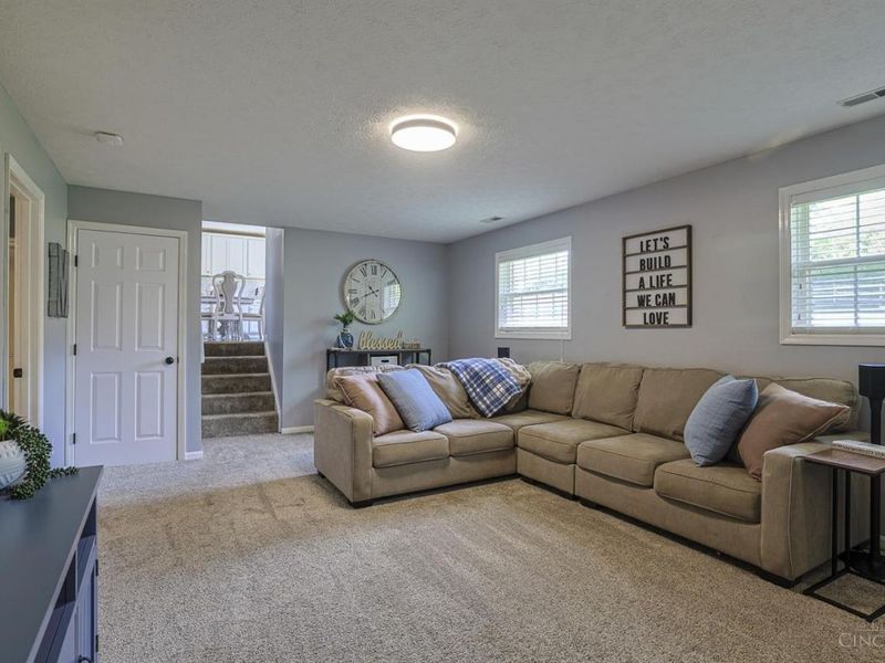 6238 Chablis Drive, Liberty Township, OH 45011 Photo 11