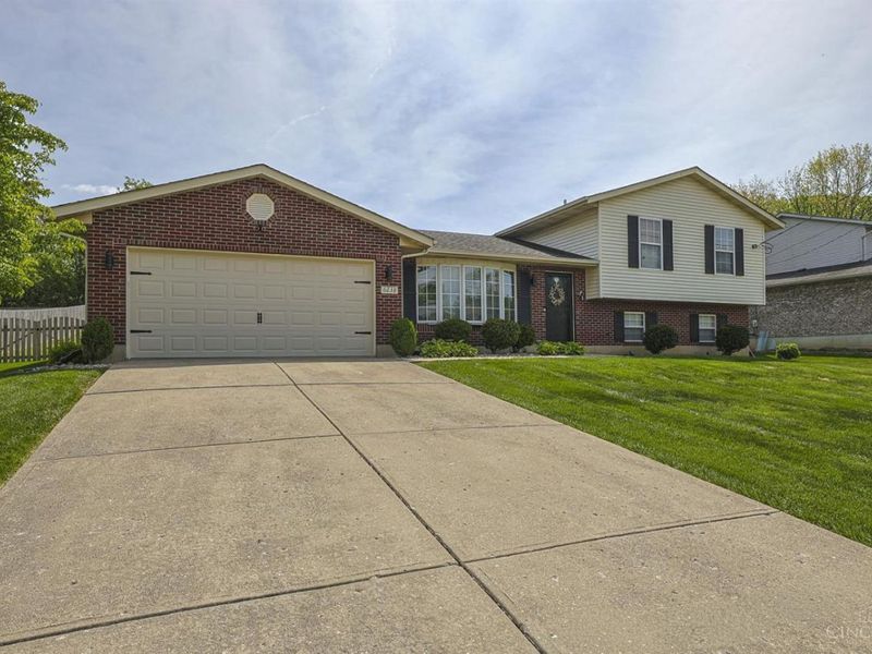 6238 Chablis Drive, Liberty Township, OH 45011 Photo 2