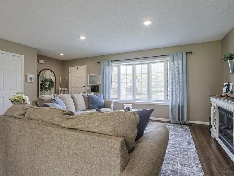 6238 Chablis Drive, Liberty Township, OH 45011 Photo 8