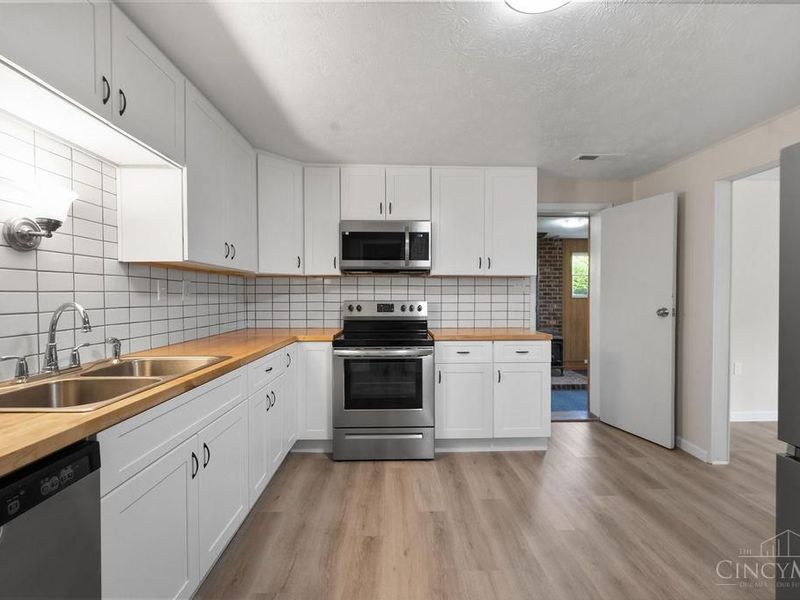 563 Lafayette Avenue, Springdale, OH 45246 Photo 11