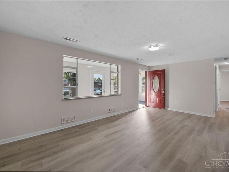 563 Lafayette Avenue, Springdale, OH 45246 Photo 9