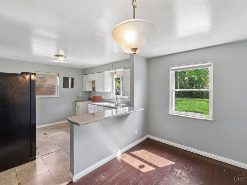 4778 Shadylawn Terrace, Delhi Twp, OH 45238 Photo 8