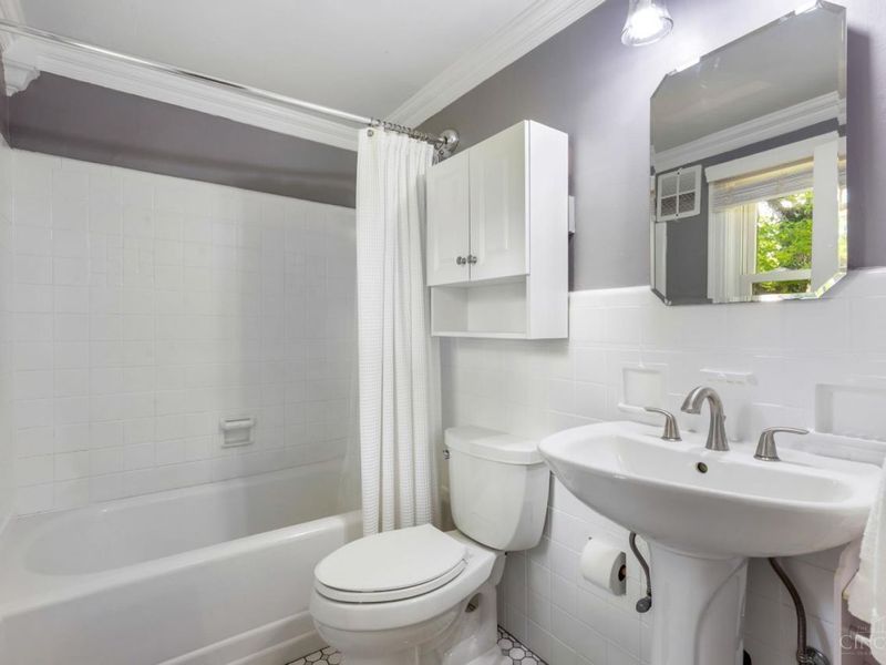 3443 Oakview Place, Cincinnati, OH 45209 Photo 21