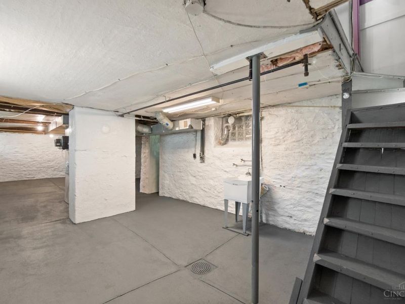 6606 Murray Avenue, Columbia Twp, OH 45227 Photo 22