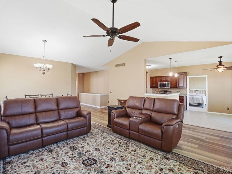 5254 Elk Run Drive, Liberty Township, OH 45011 Photo 8