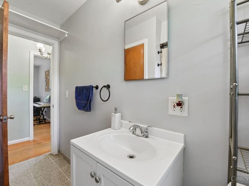 45 Illona Drive, Cincinnati, OH 45218 Photo 24