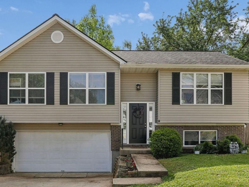 1822 Coralberry Court, Cincinnati, OH 45230 Photo 1