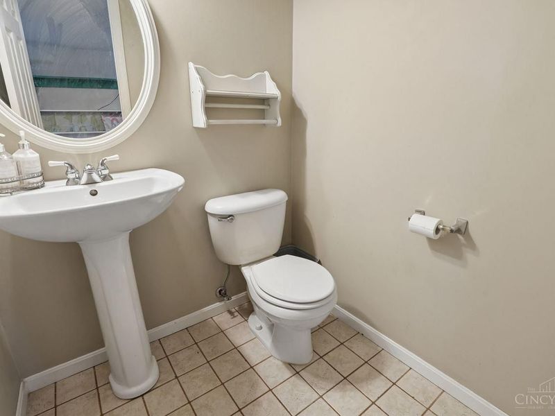 1822 Coralberry Court, Cincinnati, OH 45230 Photo 26