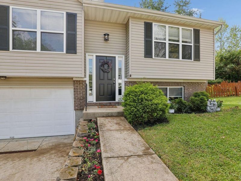 1822 Coralberry Court, Cincinnati, OH 45230 Photo 3