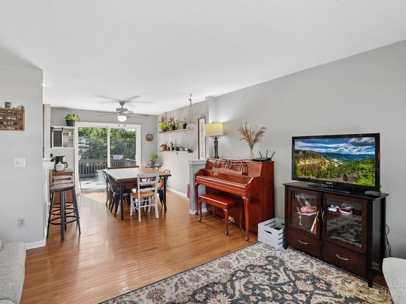 1822 Coralberry Court, Cincinnati, OH 45230 Photo 6