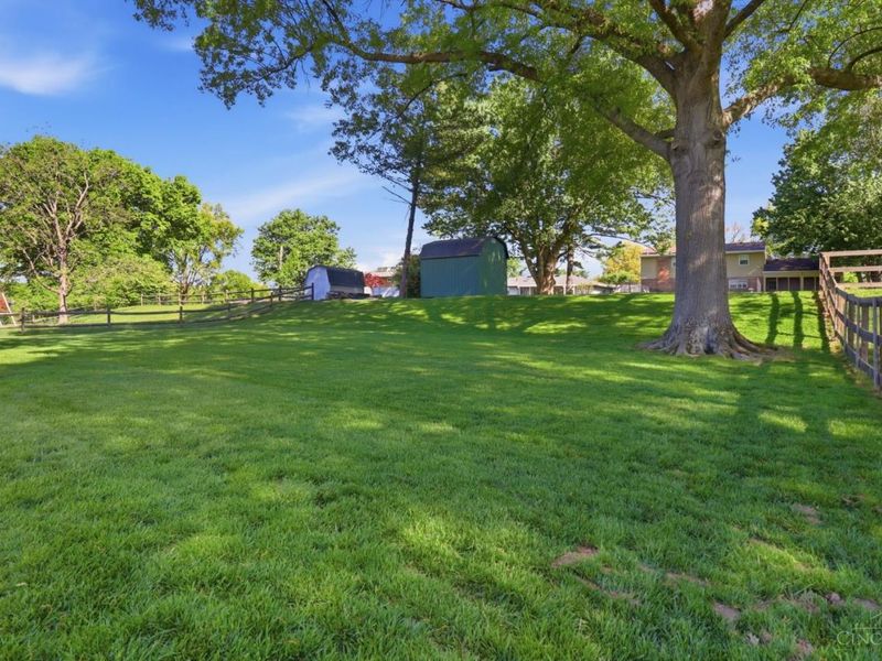 6208 Kingoak Drive, Green Township, OH 45248 Photo 39