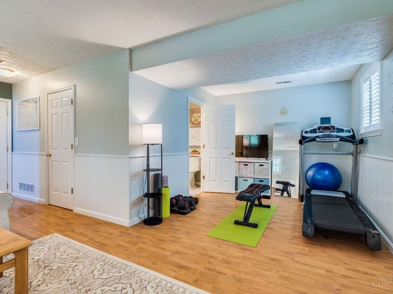 7834 Stonehill Drive, Anderson Twp, OH 45255 Photo 23