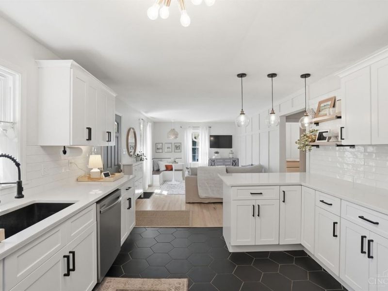 7315 Osceola Drive, Madeira, OH 45243 Photo 11