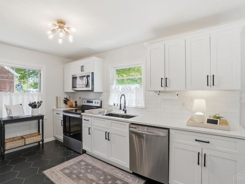 7315 Osceola Drive, Madeira, OH 45243 Photo 12