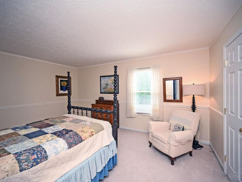 6085 Chamblee Drive, Miami Twp, OH 45140 Photo 18
