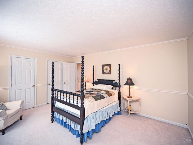 6085 Chamblee Drive, Miami Twp, OH 45140 Photo 19