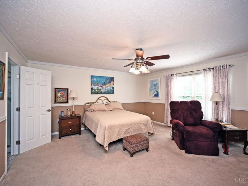 6085 Chamblee Drive, Miami Twp, OH 45140 Photo 8