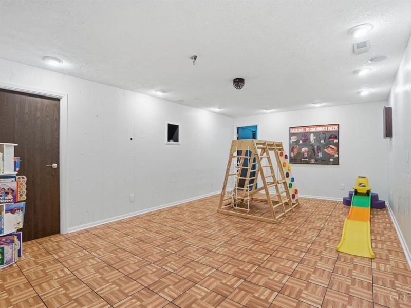 3910 Appletree Court, Colerain Township, OH 45247 Photo 27