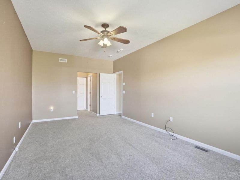 1553 Tatum Lane, Hamilton, OH 45013 Photo 14