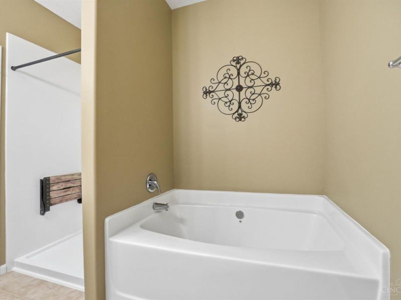 1553 Tatum Lane, Hamilton, OH 45013 Photo 16